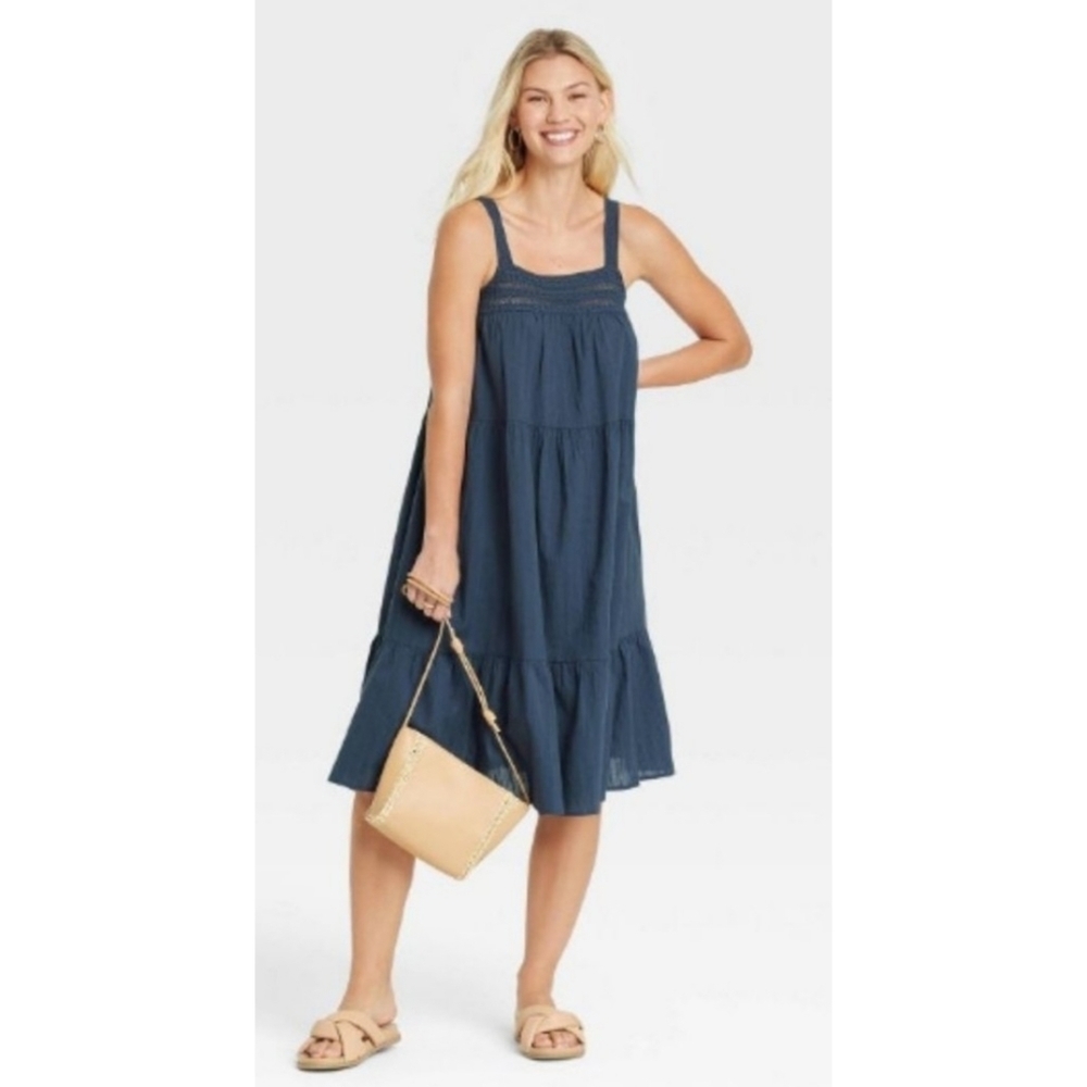 Universal Thread Sleeveless Crochet trim dress Blue
